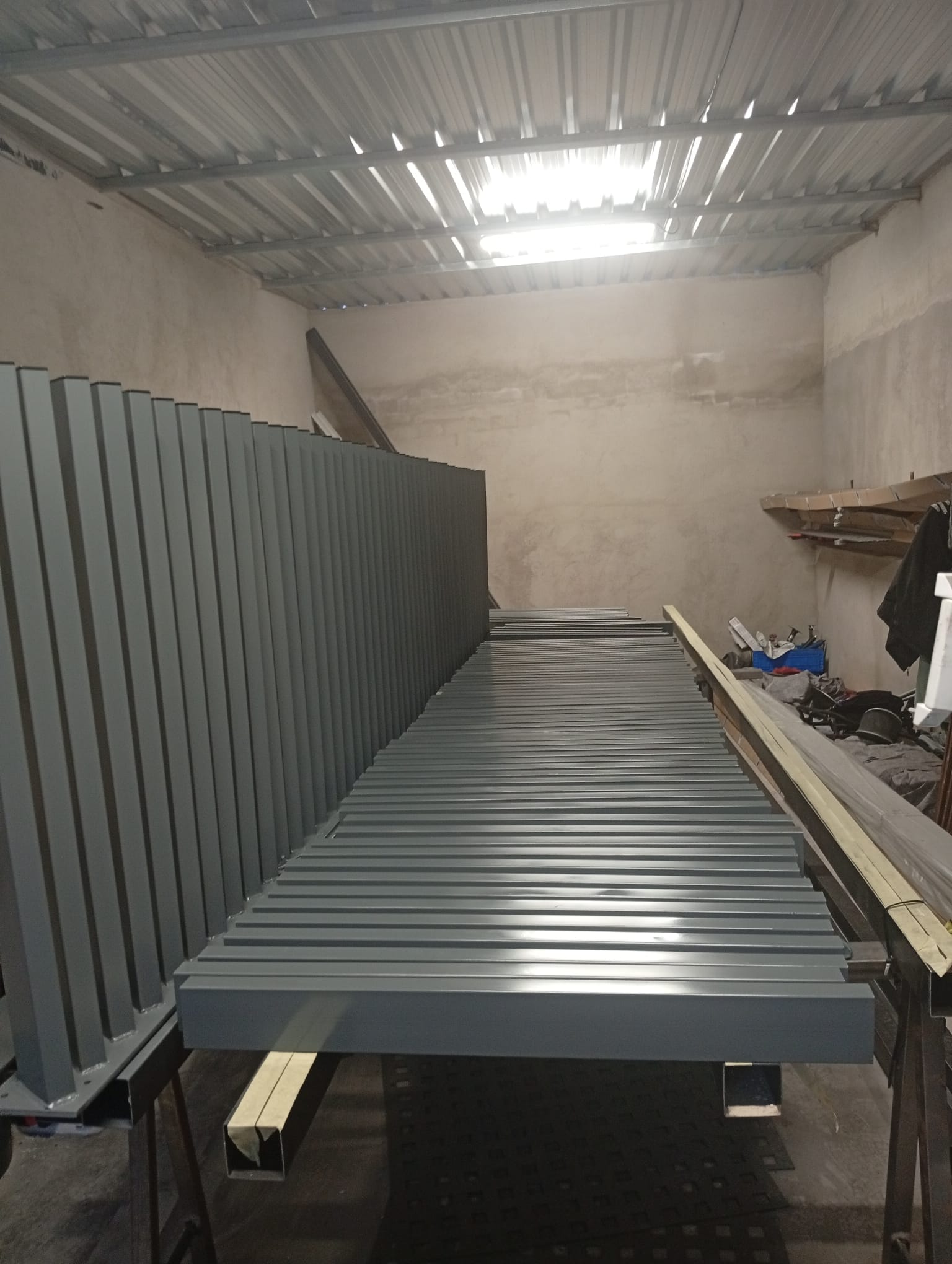 Fabricación de persianas a medida en taller — Marbella